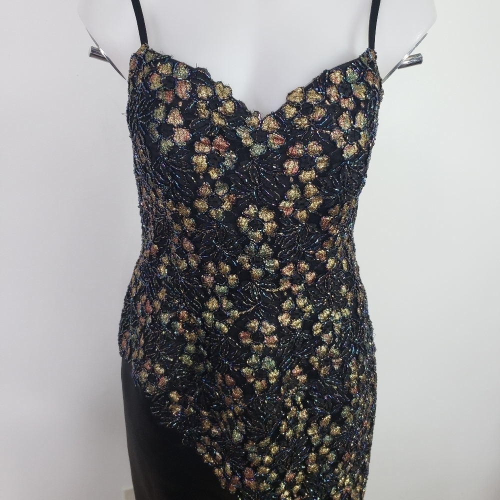 Menekshe black silk gown beaded appliqué formal - Picture 4 of 11